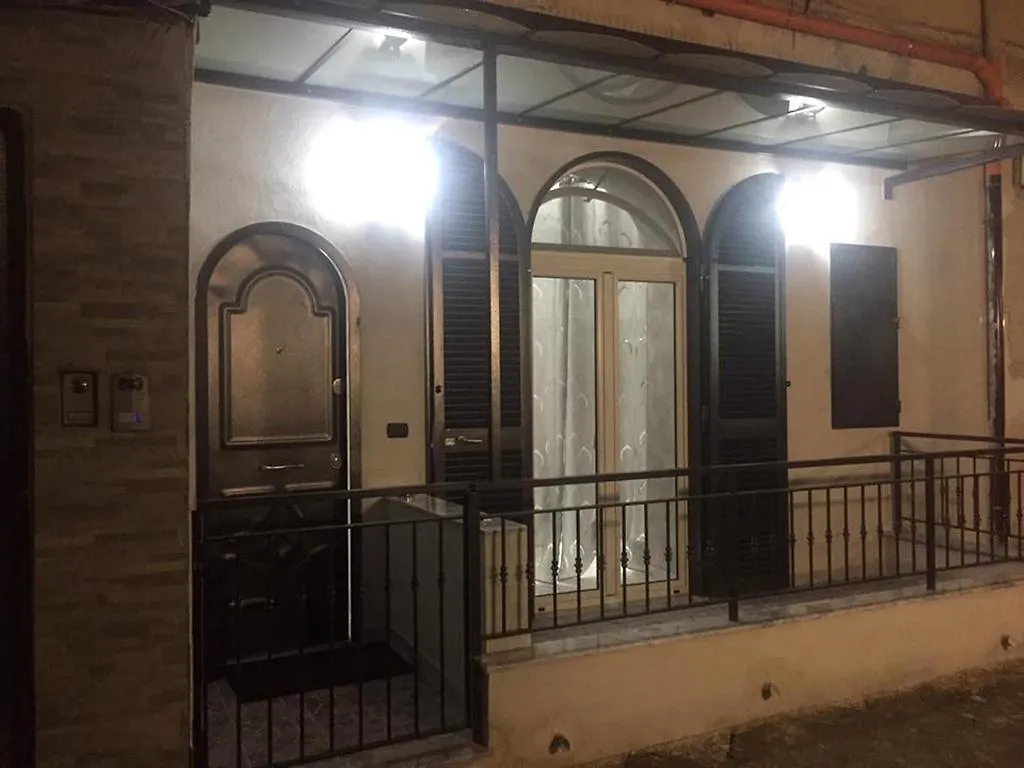 Casa Vacanze Sannazzaro 70 Naples