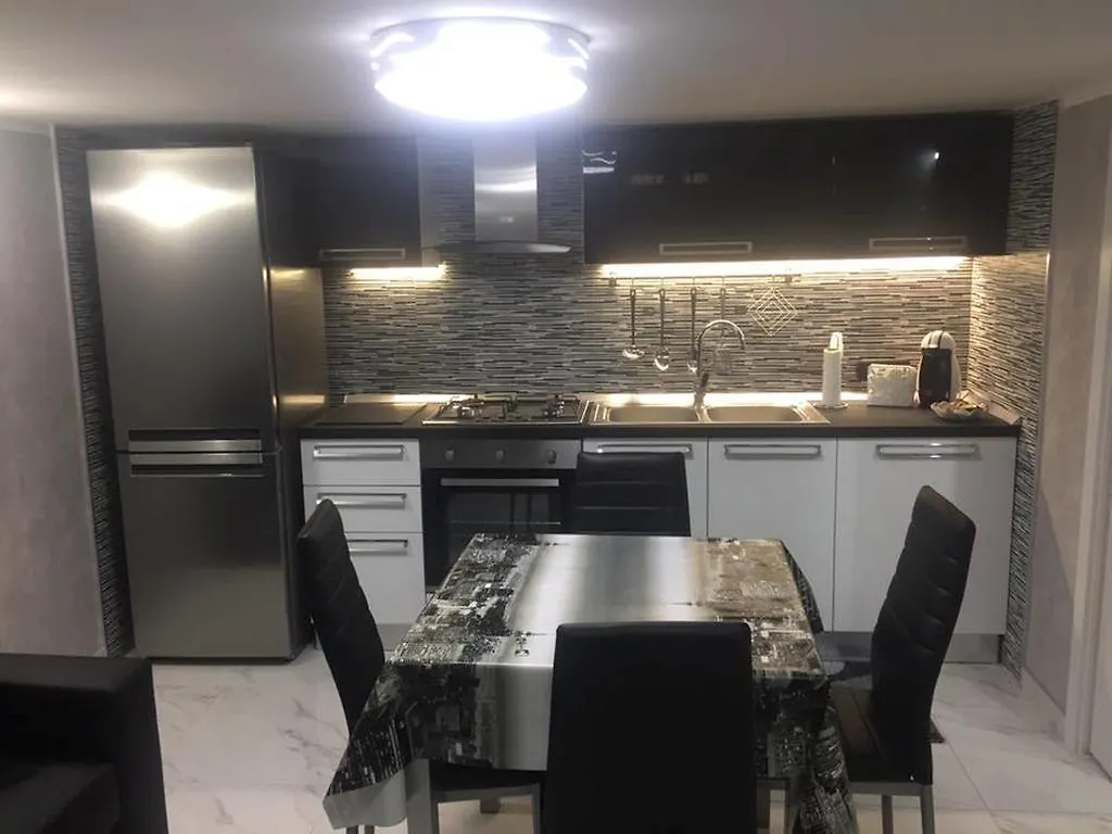 Holiday home Casa Vacanze Sannazzaro 70 Naples Italy
