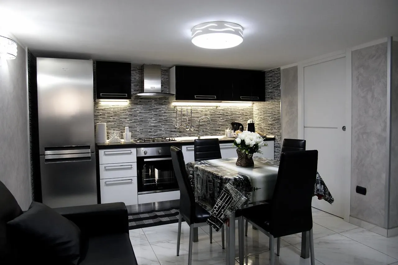 Casa Vacanze Sannazzaro 70 Naples Holiday home