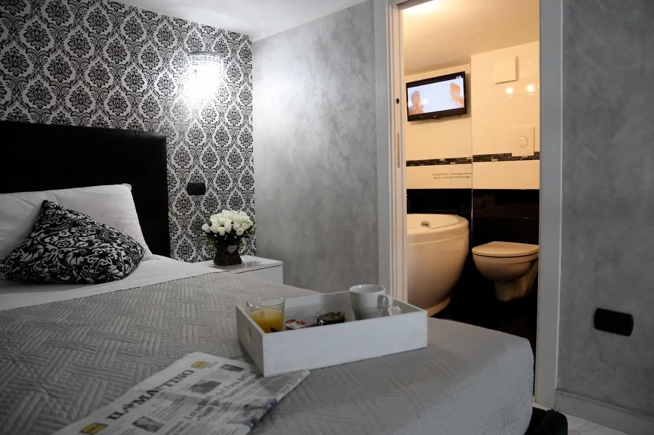 Casa Vacanze Sannazzaro 70 Naples 0*,