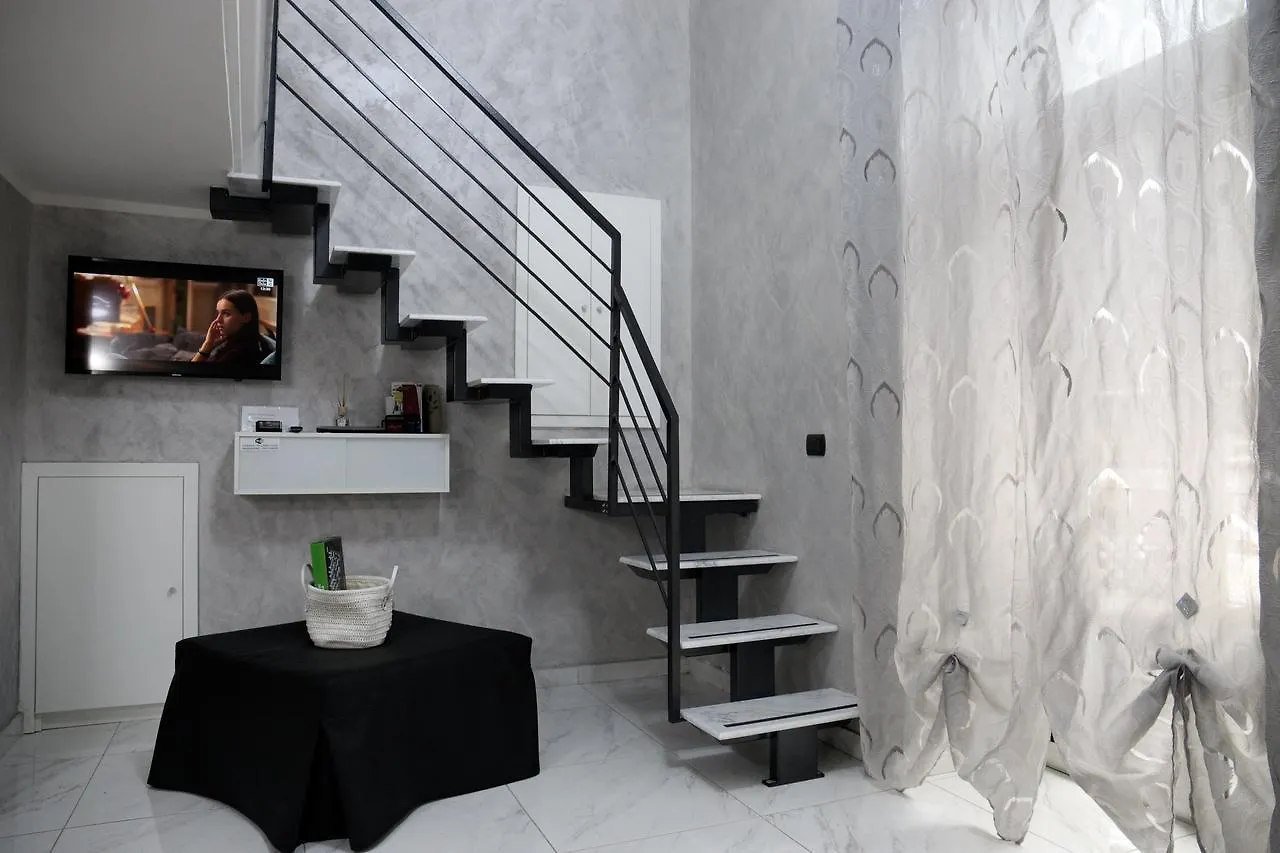 Casa Vacanze Sannazzaro 70 Naples Holiday home